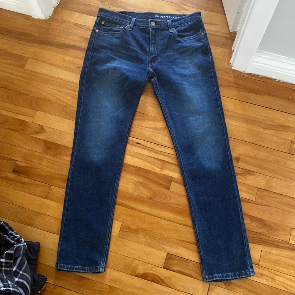 Men’s Levi’s jeans size 33